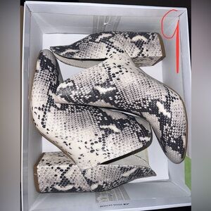 Steve Madden Booties